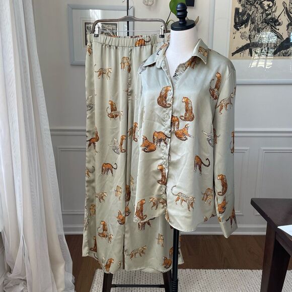 NWOT Good Times USA My Remedy Pant Top Set Sage Green Cheetah 1XL - Picture 9 of 9